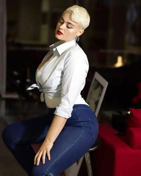 Finally Stefania Ferrario has crossed her all limits ️